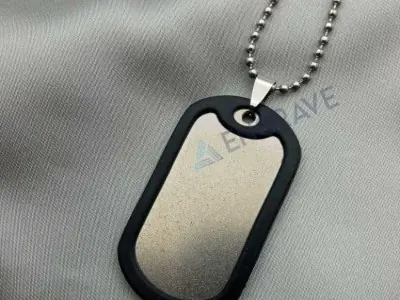 Армійський жетон з гравіюванням