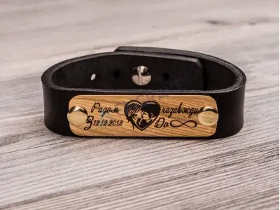 Шкіряний браслет з табличкою Шкіряний браслет з табличкою