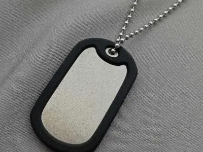 Армійський жетон з гравіюванням