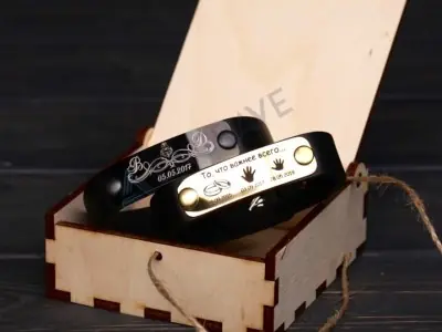 Шкіряний браслет з табличкою Шкіряний браслет з табличкою