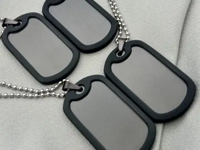 Армійський жетон з гравіюванням