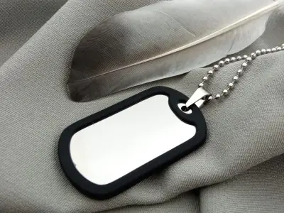 Армійський жетон з гравіюванням