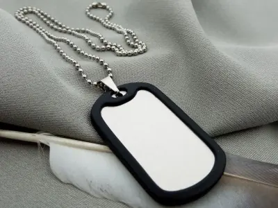 Армійський жетон з гравіюванням