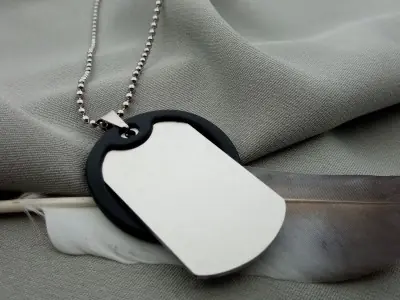 Армійський жетон з гравіюванням