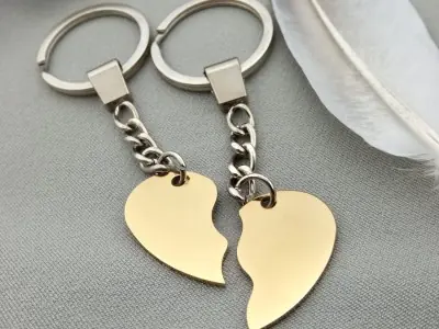 Брелок Половинки серця