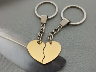 Брелок Половинки серця