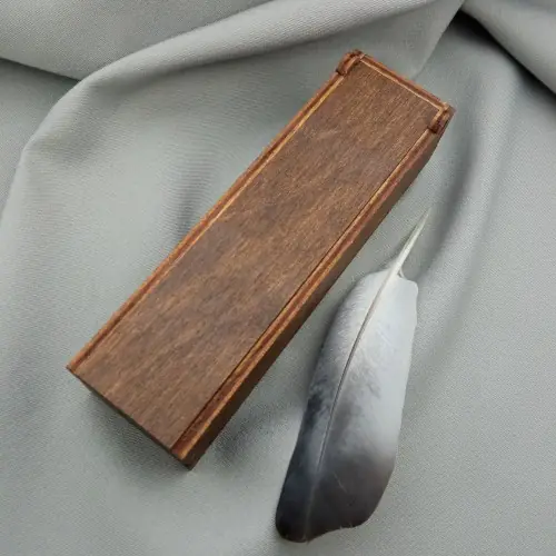 Коробочка деревʼяна для брелока