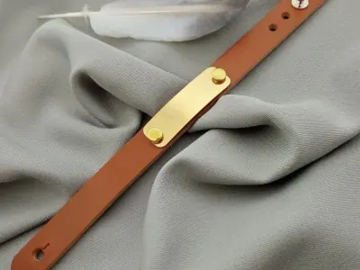 Шкіряний браслет з табличкою Шкіряний браслет з табличкою