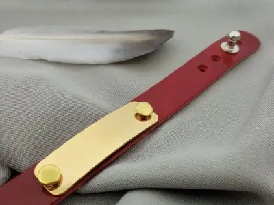 Шкіряний браслет з табличкою Шкіряний браслет з табличкою