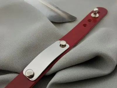 Шкіряний браслет з табличкою Шкіряний браслет з табличкою