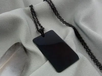 Кулон прямокутний