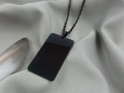 Кулон прямокутний