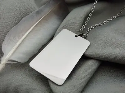 Кулон прямокутний