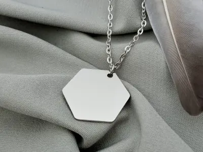 Кулон шестикутний