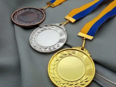 Медаль Медаль