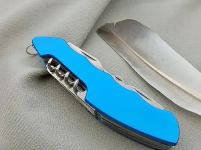 Ніж мультитул