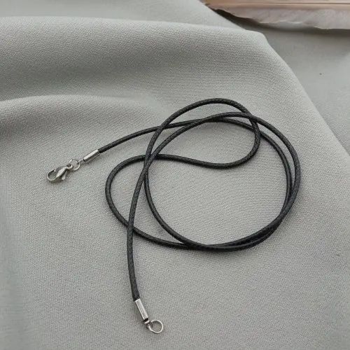 Шнурок плетений