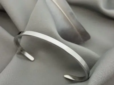 Сталевий браслет вигнутий 4мм