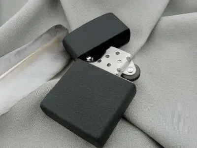 Графітова рельєфна запальничка