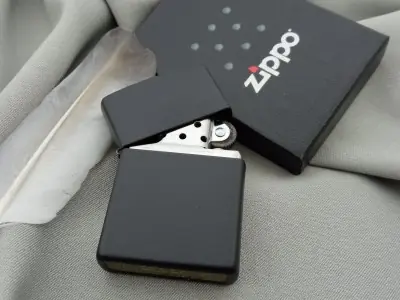 ZIPPO Black Matte 218 запальничка