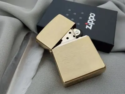 ZIPPO Brushed Brass 204B запальничка