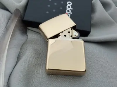 ZIPPO High Polish Brass 254B запальничка