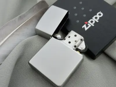 ZIPPO Satin Chrome 205 запальничка