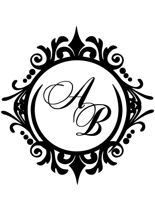 Рамка та ініціали